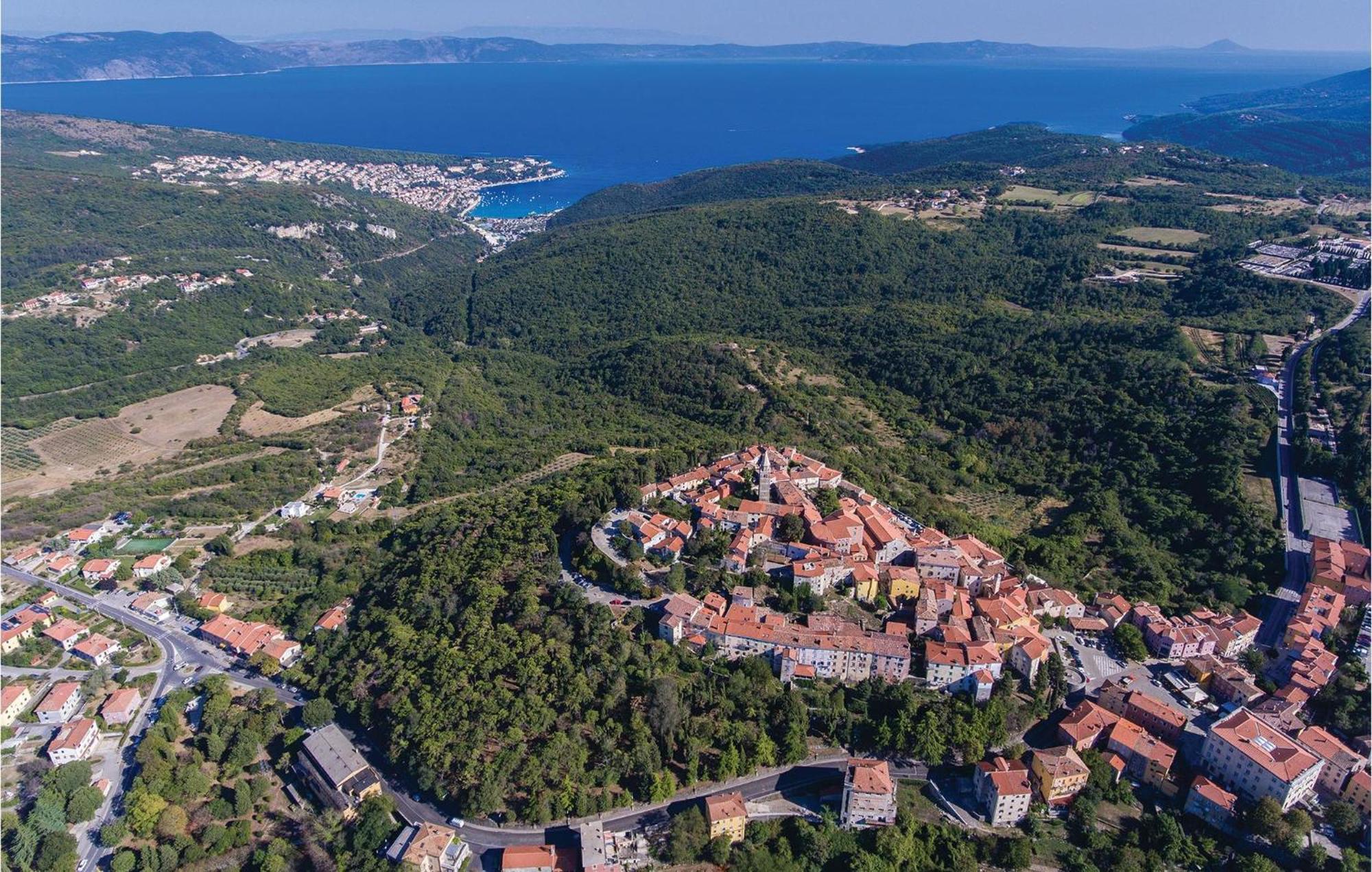 Amazing Apartment In Labin With House Sea View المظهر الخارجي الصورة
