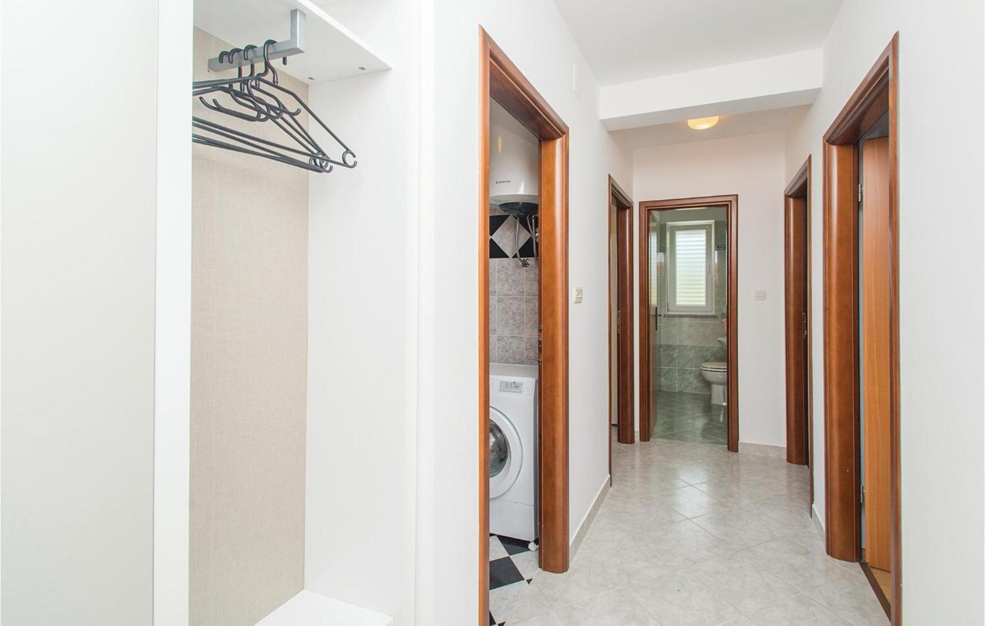 Amazing Apartment In Labin With House Sea View المظهر الخارجي الصورة